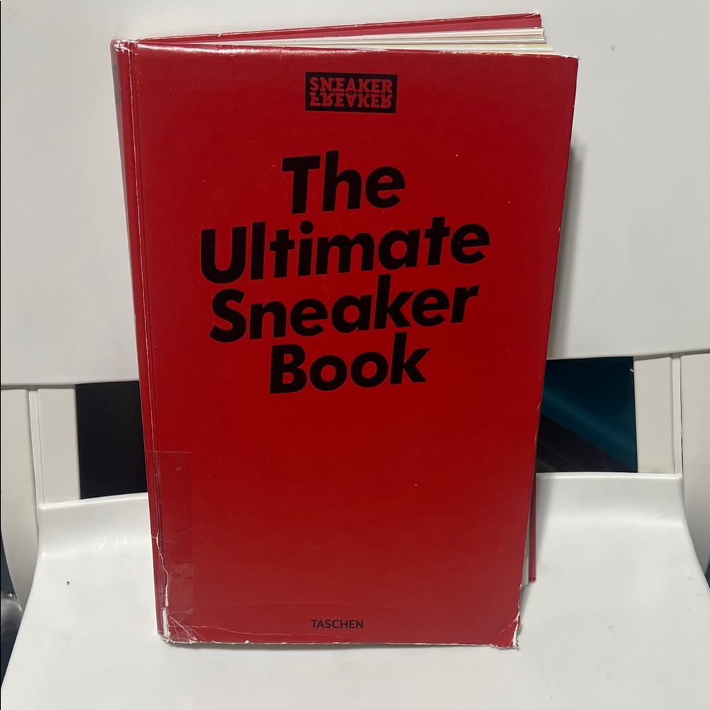 Taschen Red 'The Ultimate Sneaker Book'